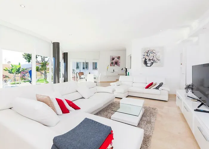 Sara In - Sara Vacation * אדחה