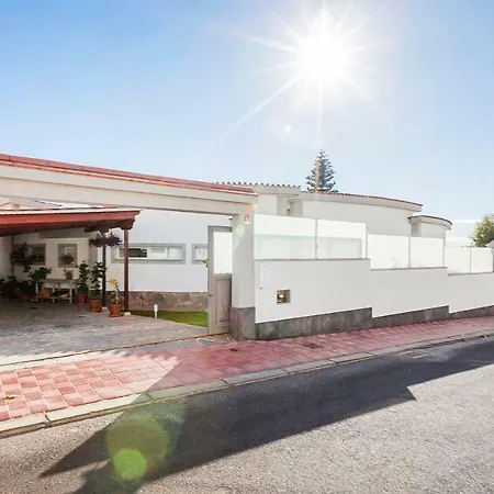 Sara In - Sara Vacation