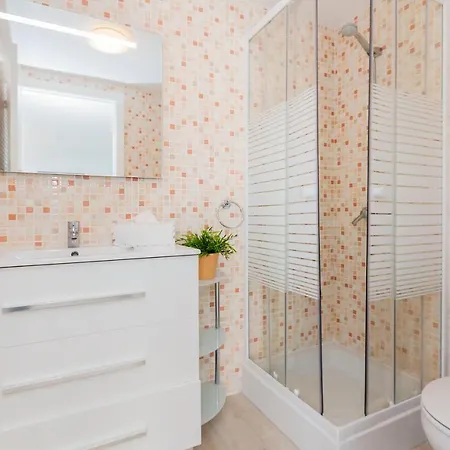 Sara In - Sara Vacation Villa *