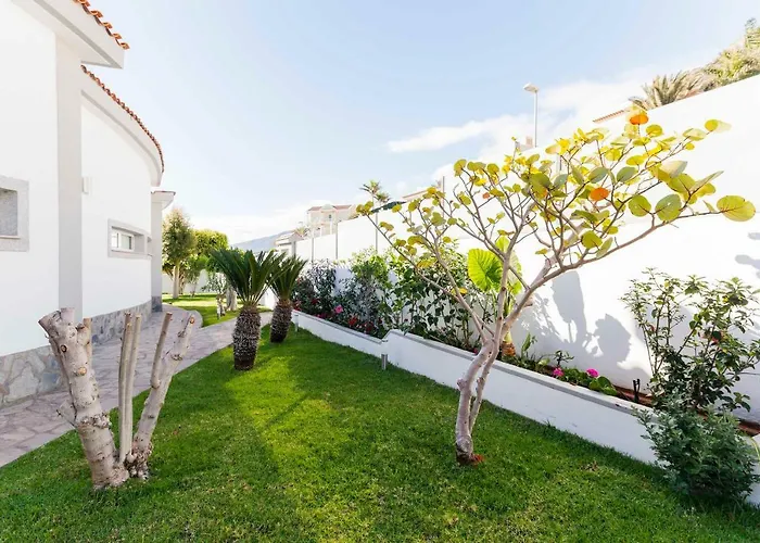 Willa Sara In - Sara Vacation