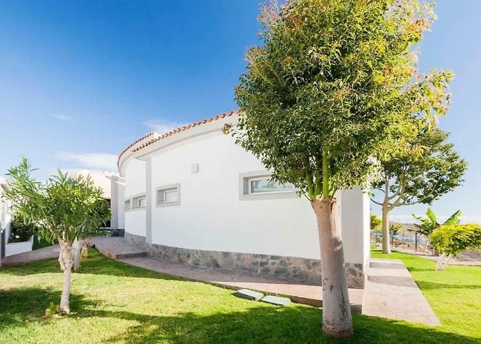 Sara In - Sara Vacation *