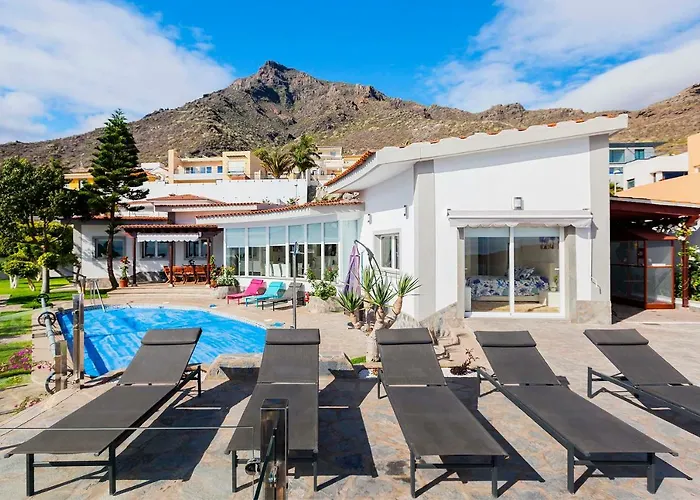 Sara In - Sara Vacation