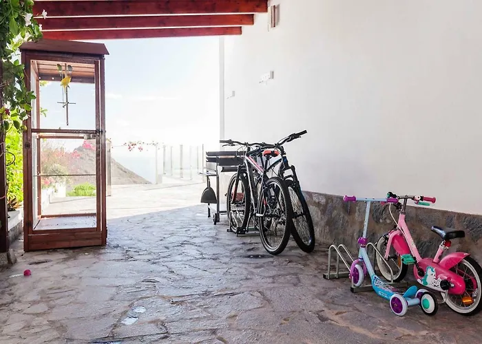 Sara In - Sara Vacation