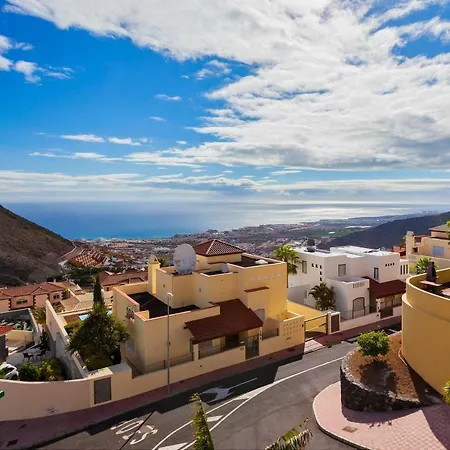 Villa Sara In Costa Adeje (Tenerife)
