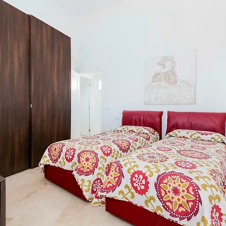 Sara In - Sara Vacation אדחה