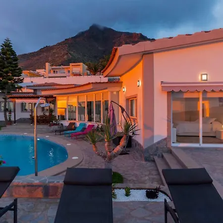 Sara In - Sara Vacation * אדחה